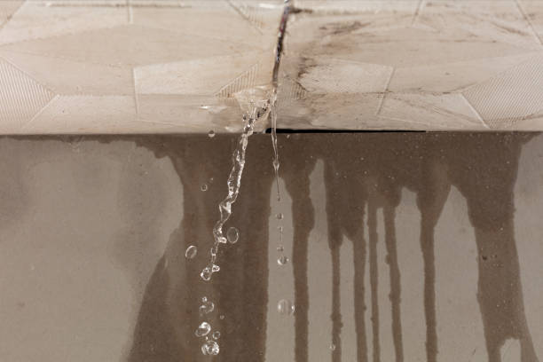 Professional Sewage Cleanup technician working in Dumas, TX